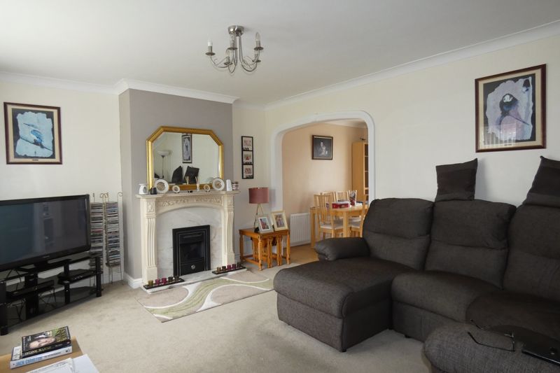 Lounge/Dining room- click for photo gallery